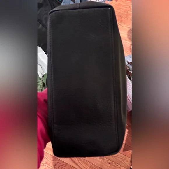 Dooney and Bourke Black Leather Shoulder bag - Picture 5 of 6